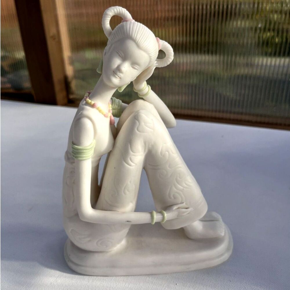 Vintage Thai Porcelain Seated Maiden Figurine Southeast Asian Woman 8.25"